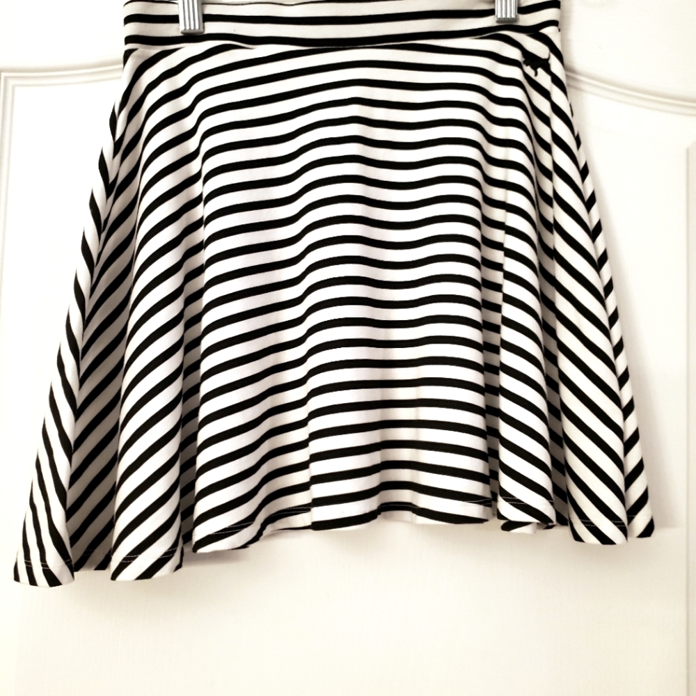Pink Victoria's Secret Navy Blue White Striped Mini Skirt S